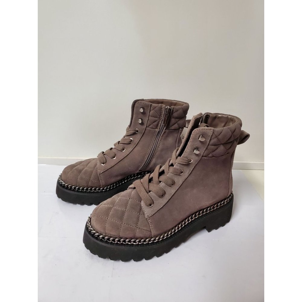 Vince Camuto Womens Merindil Gray/Taupe Suede